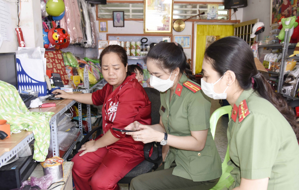 Đẩy mạnh kích hoạt định danh điện tử cho công dân đủ điều kiện trên địa bàn Cà Mau -0