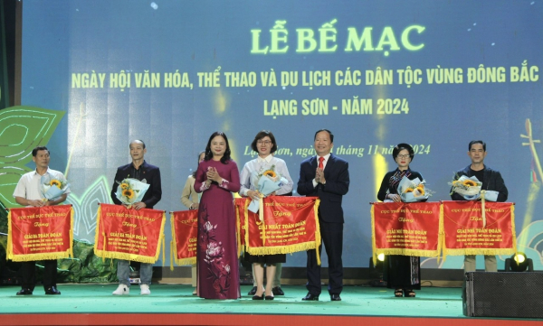 Ngày hội Văn hóa thể thao và du lịch các dân tộc vùng Đông Bắc lần thứ XI để lại nhiều ấn tượng đẹp -0