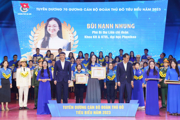 Nữ sinh Khoa học công nghệ Việt Nam 2024 và bí quyết chinh phục một lĩnh vực khó -0