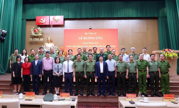 MPS celebrates to Vietnam Law Day -0