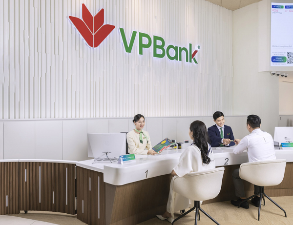 Tăng trưởng Q4 của VPBank tập trung vào bán lẻ, SME và FDI  -0