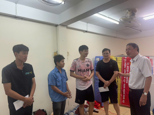 Chăm lo cho những người trong vụ cháy nhà trọ khiến 3 người thương vong -0