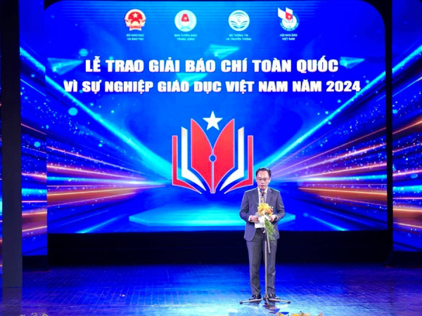 Trao giải báo chí toàn quốc 