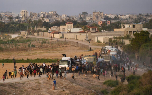 Hamas săn lùng khắp Gaza, tiêu diệt 20 tay súng cướp bóc 98 xe hàng cứu trợ -0