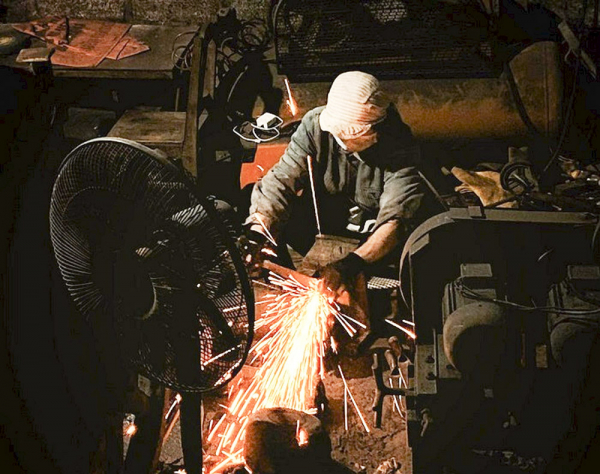 1-lửa hoa lò rèn phúc sen.jpg -0