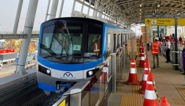 TP Hồ Chí Minh đề xuất chi hỗ trợ cho hoạt động của xe buýt, metro mỗi năm hơn 2,2 nghìn tỷ  -0