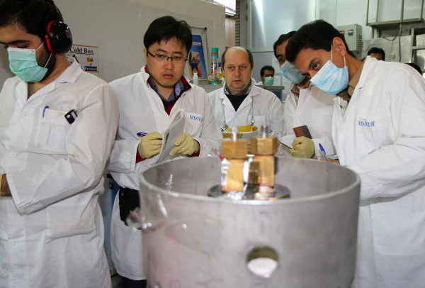Thêm lực ly tâm đẩy Tehran xa bàn đàm phán -0
