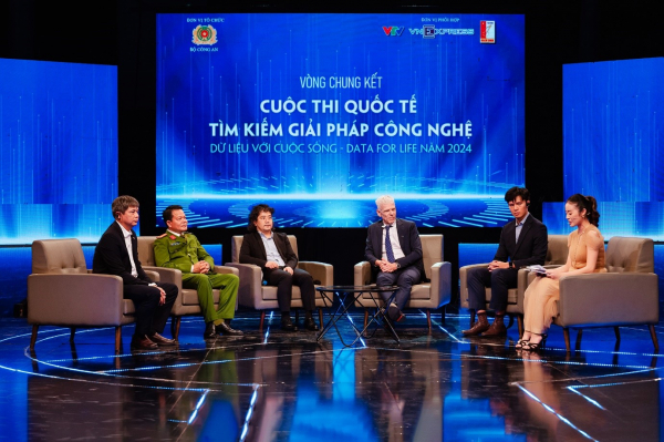 Trao giải cuộc thi quốc tế Dữ liệu với cuộc sống - Data for life 2024 -0