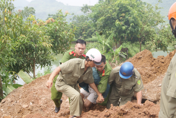 Đội trưởng hình sự ở vùng đất cổ -0