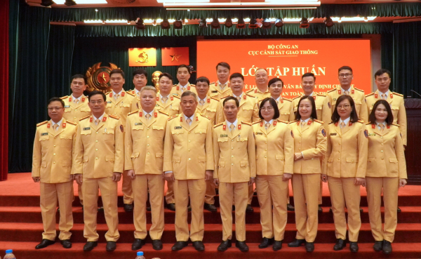 Tập huấn chuyên sâu về Luật trật tự an toàn giao thông đường bộ -0
