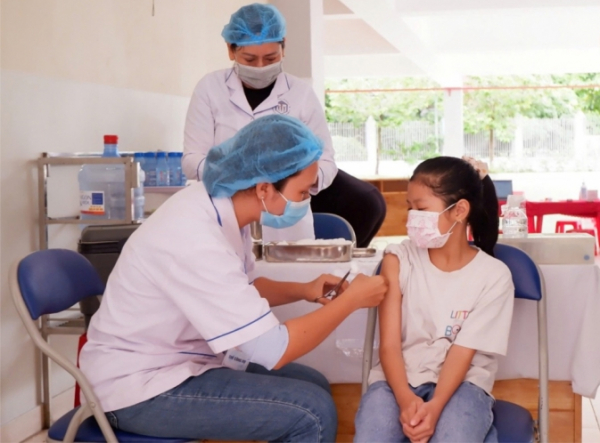 Thêm một trường hợp trẻ tử vong, TP Hồ Chí Minh tiếp tục chiến dịch tiêm chủng vaccine sởi -0
