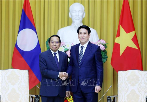 Chủ tịch nước Lương Cường tiếp Thường trực Ban Bí thư, Phó Chủ tịch nước Lào Bounthong Chitmany -1