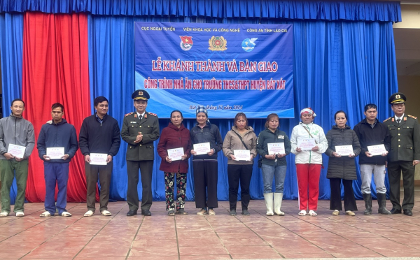 Chung tay xây dựng công trình bếp ăn bán trú tặng trường THCS và THPT huyện Bát Xát -0