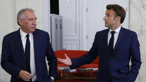 Nước Pháp với niềm hy vọng mang tên Francois Bayrou -0