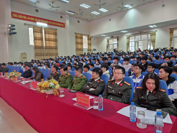 Cục Đào tạo, Bộ Công an tư vấn tuyển sinh năm 2025 tại Thanh Hoá -0