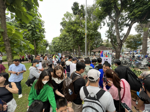 Chạm đến tương lai cùng Metro -0