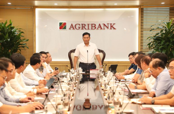 Agribank quyết liệt đẩy mạnh ứng dụng dữ liệu dân cư theo Đề án 06 -0