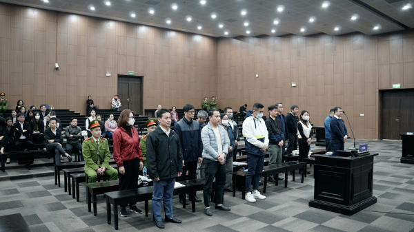 Cựu Phó Giám đốc Sở Ngoại vụ tỉnh Thái Nguyên: “Dịch COVID-19 là cơ hội để bị cáo kiếm thêm thu nhập” -0