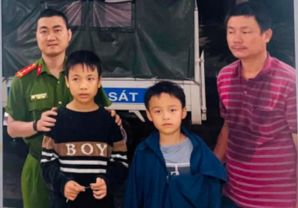 Biểu dương tinh thần trách nhiệm của Công an xã ở Quảng Ngãi -0