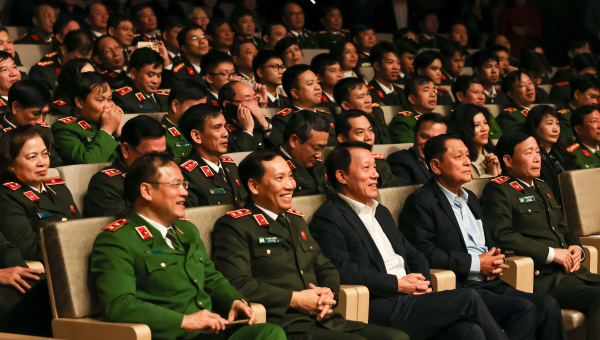 Chương trình “Đất nước tình yêu” – Bản hoà ca chào mừng thành công Hội nghị Công an toàn quốc -0