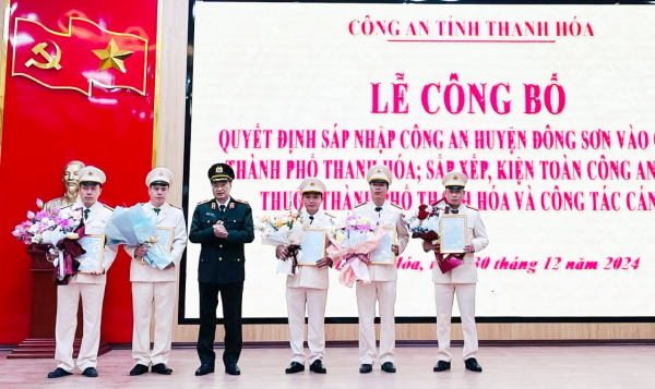 Sáp nhập Công an huyện Đông Sơn vào Công an TP Thanh Hóa -0