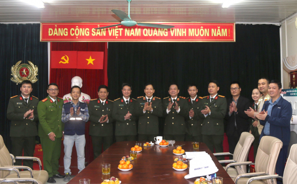 Thứ trưởng Lê Văn Tuyến thăm, kiểm tra tiến độ công trình trụ sở Bộ Công an -0