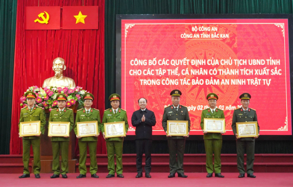 Công an tỉnh Bắc Kạn kéo giảm 24% tội phạm về trật tự xã hội -0