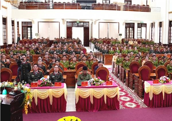 Bộ trưởng Lương Tam Quang thăm,  chúc Tết cán bộ, chiến sĩ Công an Gia Lai -0