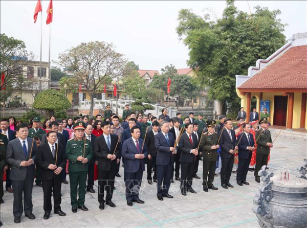 Tổng Bí thư Tô Lâm thăm và chúc Tết Đảng bộ, chính quyền và nhân dân tỉnh Hưng Yên -0