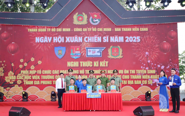 Xuân chiến sĩ - Ấm tình đồng đội năm 2025 hoành tráng và nhân văn -4