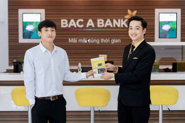 Sắm Tết thảnh thơi cùng thẻ tín dụng Bac A Bank, khách hàng nhận thêm 3 năm miễn phí thường niên -0