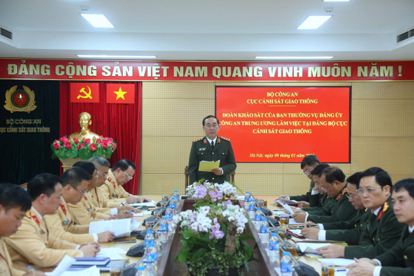 Đoàn khảo sát của Ban Thường vụ Đảng uỷ Công an Trung ương làm việc tại Đảng bộ Cục CSGT -0