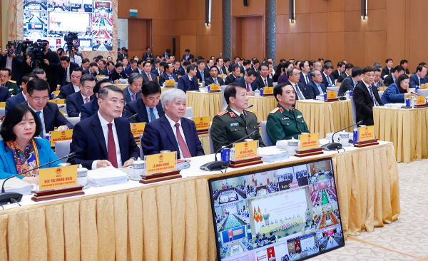 Tổng Bí thư Tô Lâm: Làm tổ cho “đại bàng” và những cánh đồng cho “đàn ong” làm mật -0