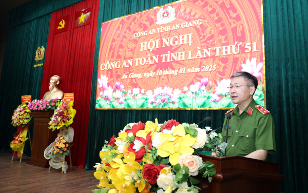 Công an tỉnh An Giang chung sức đồng lòng, phấn đấu hoàn thành nhiệm vụ -0