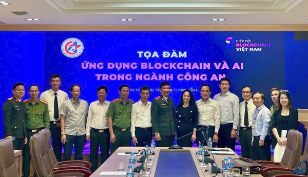 h05 hop dong truyen thong 3.jpg -1
