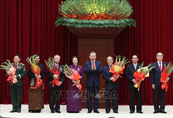 Tổng Bí thư Tô Lâm: Đồng lòng vượt qua khó khăn, thách thức, đưa đất nước phát triển nhanh, bền vững trong kỷ nguyên mới -1