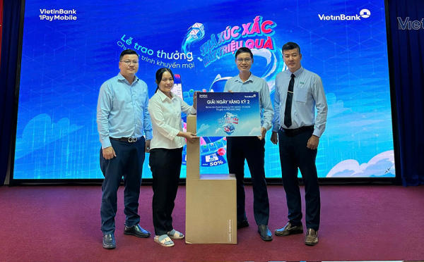 “Thả xúc xắc – Bắt triệu quà”: Ưu đãi trên VietinBank iPay “cán” mốc hàng chục triệu lượt chơi, quà “khủng” có chủ -0