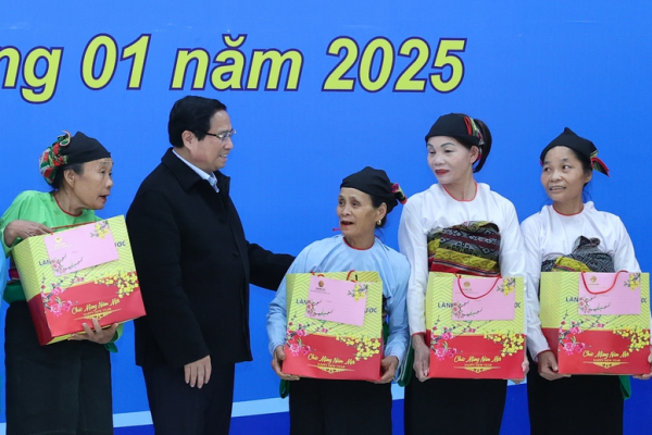 Thủ tướng: Thanh Hóa phấn đấu là cực tăng trưởng của miền Bắc và cả nước -0
