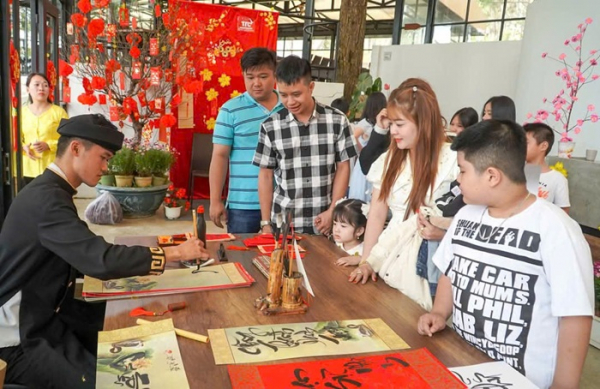 380.000 lượt khách tới Lâm Đồng chơi Tết -0