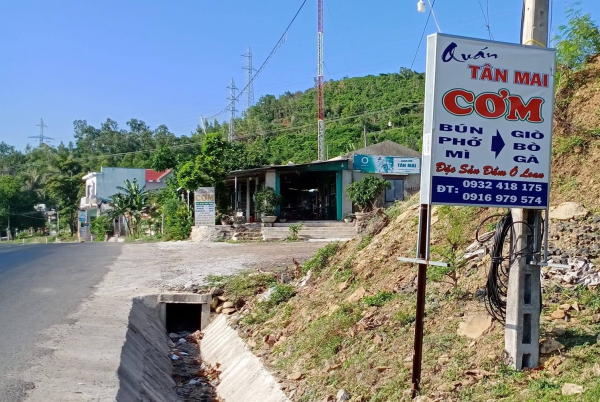 Vụ quán cơm bị tố chặt chém: Hóa đơn hơn 1 triệu nhưng thương lượng thanh toán 700.000 đồng -0