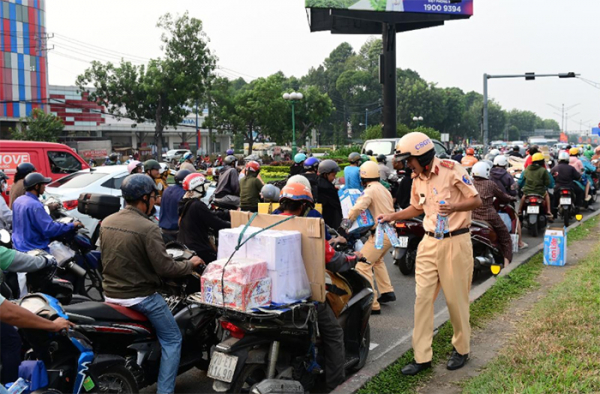 Giảm vi phạm nồng độ cồn so với cùng kỳ, tinh thần “Uống có trách nhiệm” được nâng cao rõ rệ -0