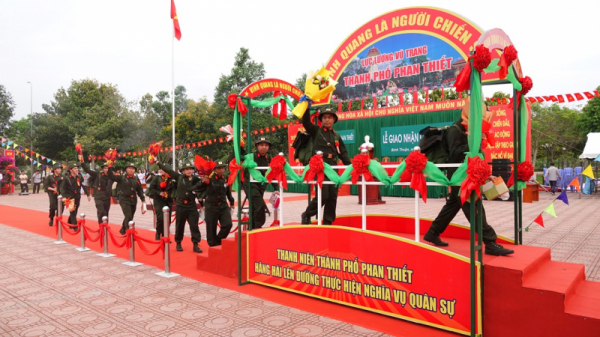 Hàng nghìn tân binh háo hức, sẵn sàng lên đường nhập ngũ -0