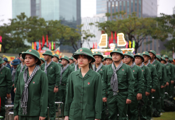 857 công dân TP Hồ Chí Minh lên đường nhập ngũ về các đơn vị Quân đội và Công an  -0