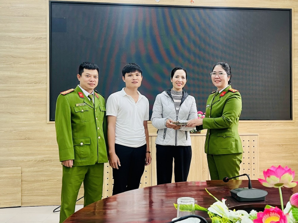 Sử dụng ma túy, điều khiển xe gian vượt đèo tiếp tục đi trộm cắp -0