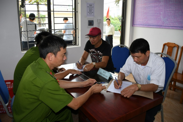 Công an Hải Phòng ưu tiên CBCS về nhận công tác tại các xã -0