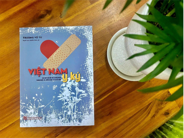 “Việt Nam y ký” - bài ca về người thầy thuốc chống đại dịch Covid -0