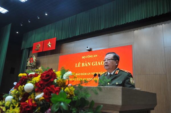 Bộ Công an cam kết triển khai công tác an ninh hàng không chặt chẽ, hiệu quả và an toàn -0