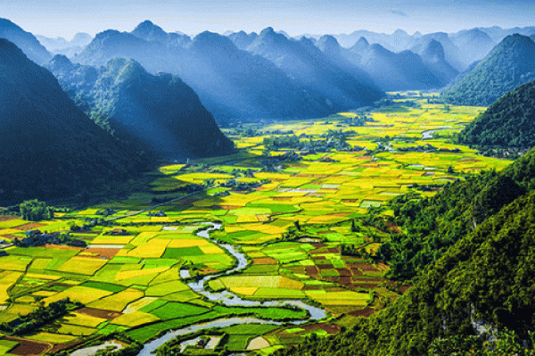 Hà Nội mưa nhỏ và sương mù, Tây Bắc trời nắng nóng -0