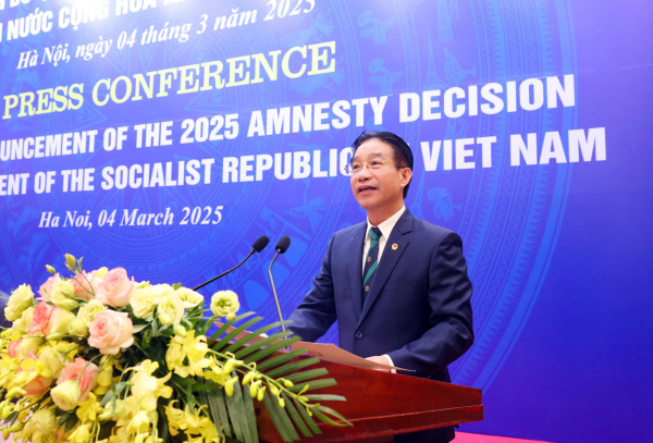 phạm thanh hà.jpg -0