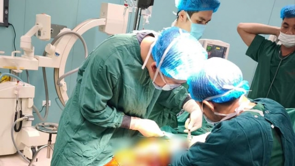 Truyền 22 lít chế phẩm máu cứu bệnh nhân TNGT 2 lần ngừng tim -0